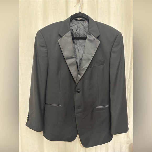 Black Caravelli Tuxedo Jacket - Picture 1 of 8